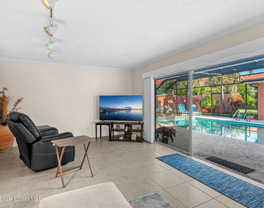 1044 Samar Road - Photo Thumbnail 35