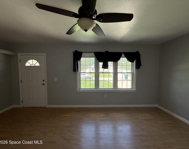 181 Deauville Avenue Se - Photo Thumbnail 1