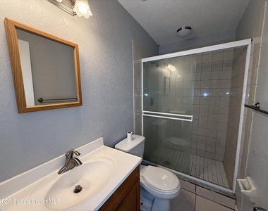 181 Deauville Avenue Se - Photo Thumbnail 9