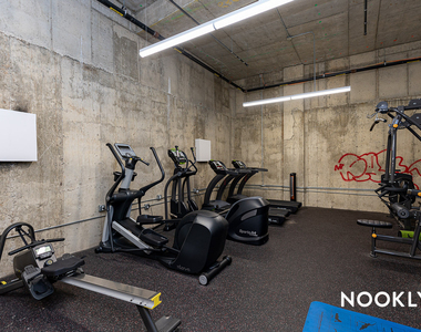 187 Kent Avenue - Photo Thumbnail 9