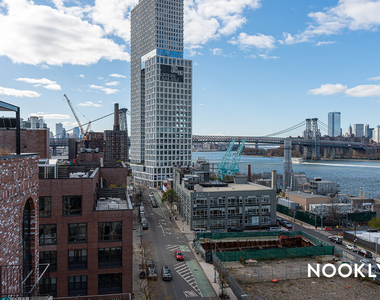 187 Kent Avenue - Photo Thumbnail 10