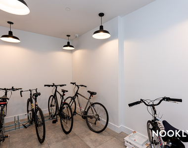 187 Kent Avenue - Photo Thumbnail 15