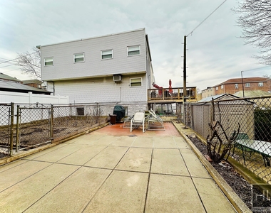 Griswold Avenue - Photo Thumbnail 8
