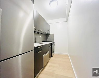 East 39th Street - Photo Thumbnail 2