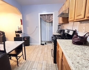 798 Miller Avenue - Photo Thumbnail 12