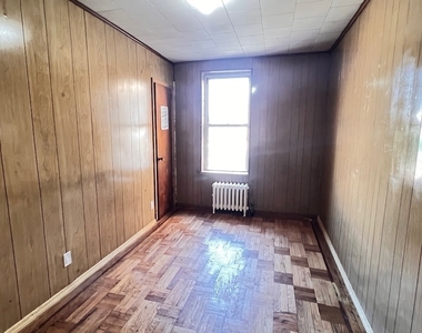 1358 East 38 Street - Photo Thumbnail 10