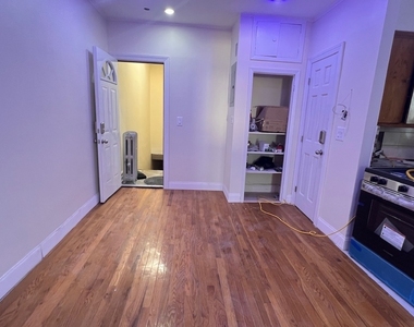317 East 49 Street - Photo Thumbnail 1