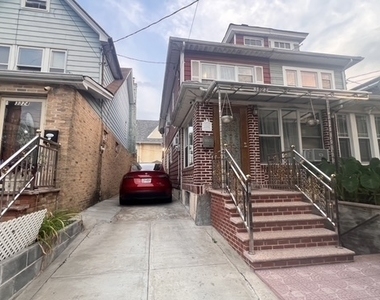 3322 Farragut Road - Photo Thumbnail 8