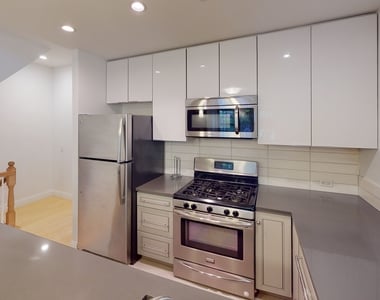 278 Burns Street - Photo Thumbnail 5