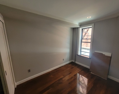 2100 2nd Avenue - Photo Thumbnail 5