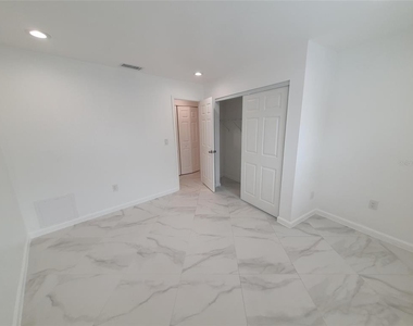1883 Orange Boulevard Way - Photo Thumbnail 2