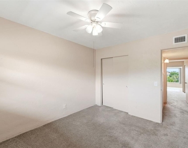 2462 Brazilia Drive - Photo Thumbnail 22