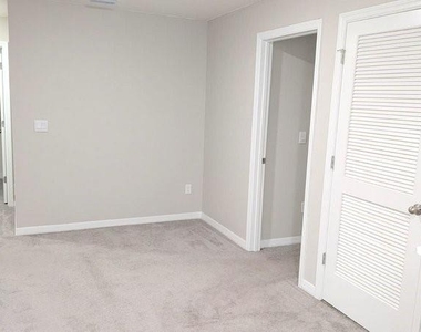 13667 Whiskey Daisy Drive - Photo Thumbnail 4