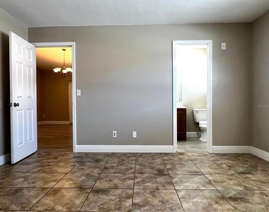 1410 Shady Lane Drive - Photo Thumbnail 8
