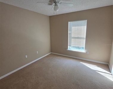 9442 Water Fern Circle - Photo Thumbnail 13