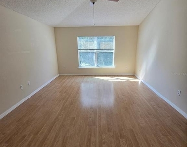 9442 Water Fern Circle - Photo Thumbnail 15