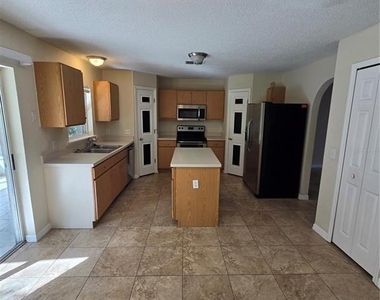 9442 Water Fern Circle - Photo Thumbnail 2