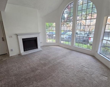 610 Colorado Place - Photo Thumbnail 3