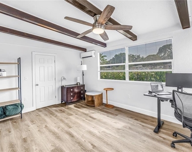 7599 Meadowlawn Drive N - Photo Thumbnail 25