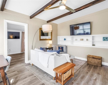 7599 Meadowlawn Drive N - Photo Thumbnail 28