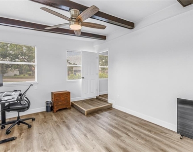 7599 Meadowlawn Drive N - Photo Thumbnail 27