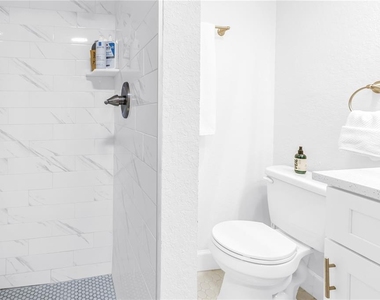 7599 Meadowlawn Drive N - Photo Thumbnail 29