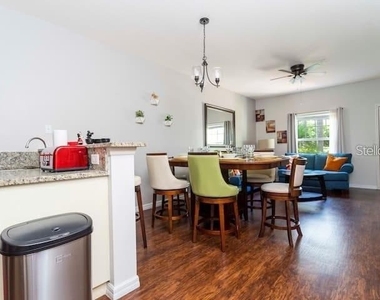 2904 Edenshire Way - Photo Thumbnail 5