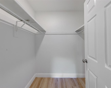 9218 Tudor Drive - Photo Thumbnail 20
