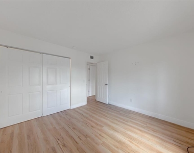 9218 Tudor Drive - Photo Thumbnail 19
