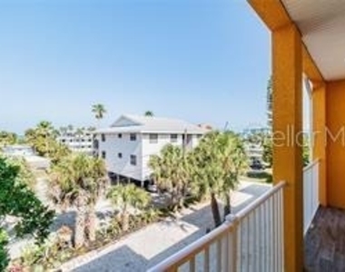 2108 1st Street - Photo Thumbnail 11
