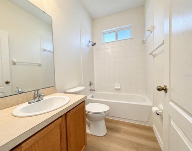 27353 Edenfield Drive - Photo Thumbnail 10