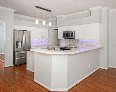 9317 Heritage Oak Court - Photo Thumbnail 8
