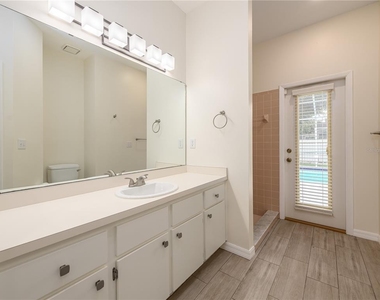 9317 Heritage Oak Court - Photo Thumbnail 28