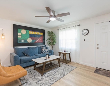 4914 Hazner Street - Photo Thumbnail 4