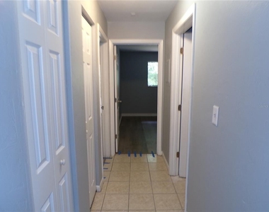 1915 Sw 70th Terrace - Photo Thumbnail 15