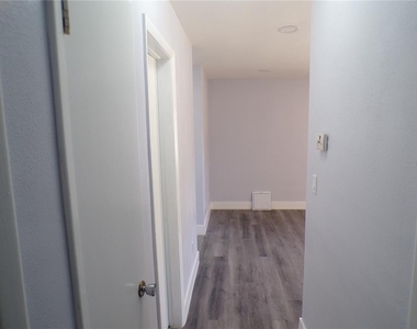 2455 35th Street S - Photo Thumbnail 9