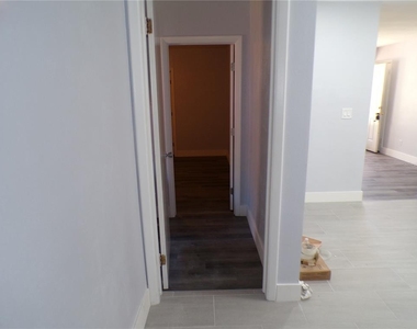 2455 35th Street S - Photo Thumbnail 8