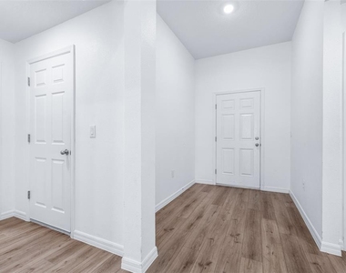 12781 Canter Call Road - Photo Thumbnail 2
