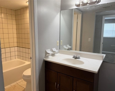 8707 N Mandarine Place - Photo Thumbnail 16