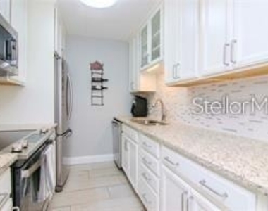 3325 Bayshore Boulevard - Photo Thumbnail 1