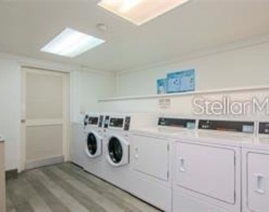 3325 Bayshore Boulevard - Photo Thumbnail 10