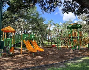 18120 Paradise Point Drive - Photo Thumbnail 29