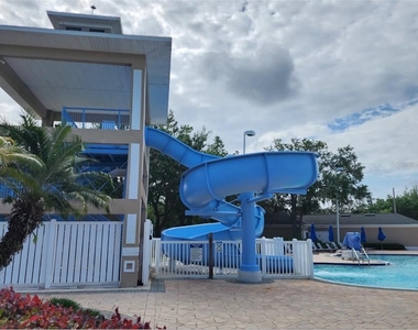 18120 Paradise Point Drive - Photo Thumbnail 36