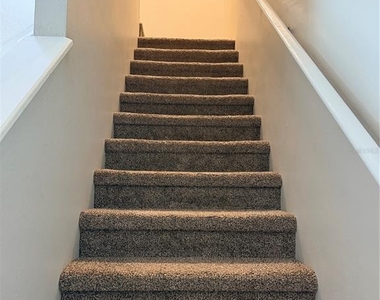 18120 Paradise Point Drive - Photo Thumbnail 12