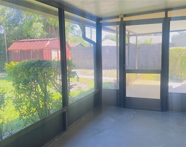 8675 Lantana Drive - Photo Thumbnail 17