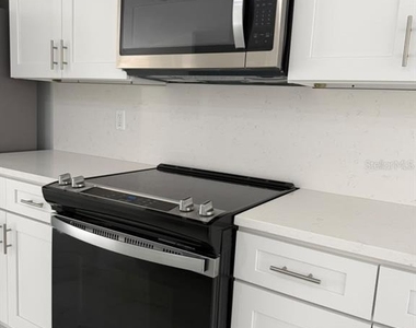 10255 Norwick Street - Photo Thumbnail 5