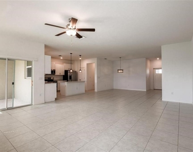 6262 Shiner Street - Photo Thumbnail 9