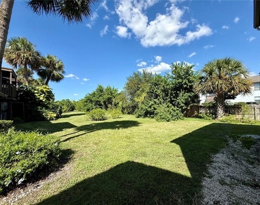 706 115th Avenue N - Photo Thumbnail 27
