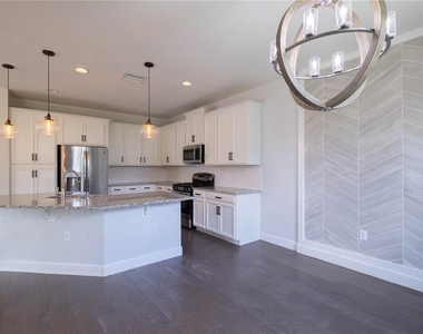 7214 Paradiso Drive - Photo Thumbnail 19