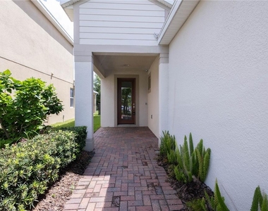 7214 Paradiso Drive - Photo Thumbnail 7